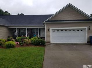 1618 33rd Ave NE, Hickory, NC 28601