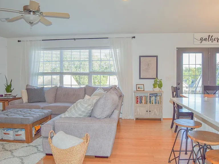 18 Olivine Way — Photo 9