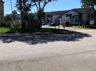 9033 SW 123rd Ct APT 203, Miami, FL 33186