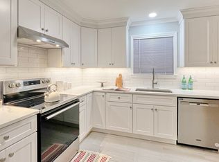 208 Hope St #2, Stamford, CT 06906