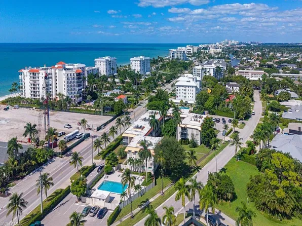 1100 Gulf Shore BLVD N #305, NAPLES, FL 34102