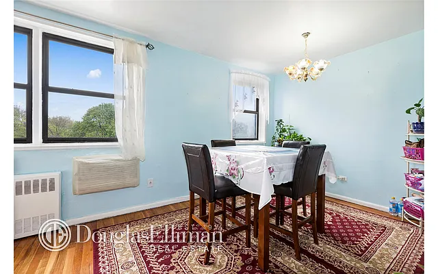 Sold by Douglas Elliman | media 22