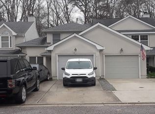 829 Royal Grove Ct, Chesapeake, VA 23320