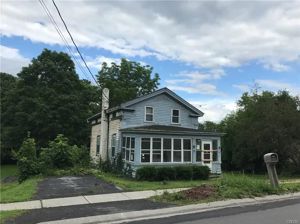 61 S Hamilton St, Jordan, NY 13080
