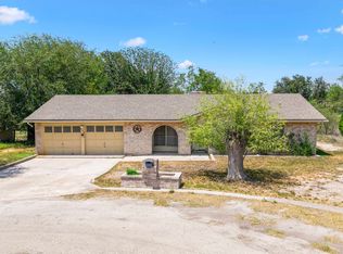 123 Yvonne Dr, Del Rio, TX 78840