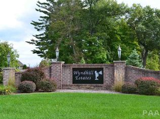 8503 N Wyndhill Ln, Peoria, IL