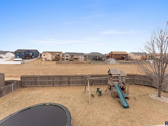 2nd image of 5544 S Wexford Ct