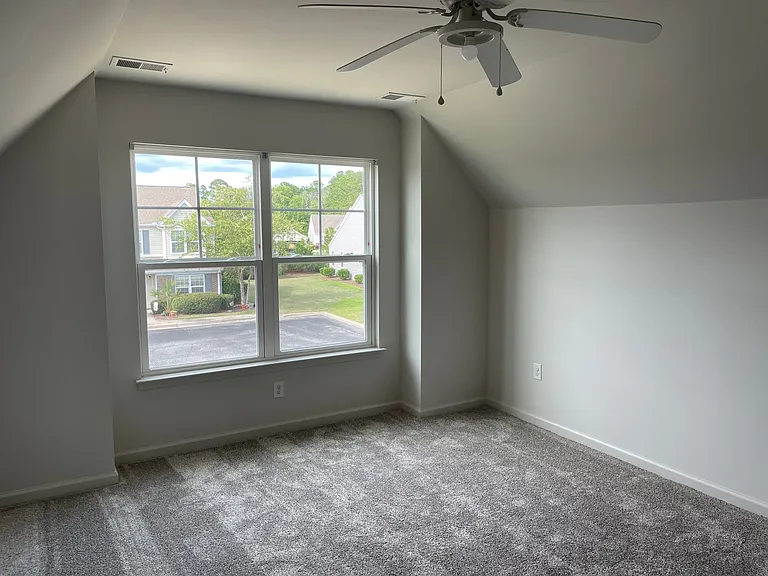 3023 Cedar Creek Ln — Photo 36