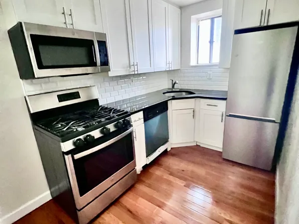 140-16 34th Ave, Flushing, NY