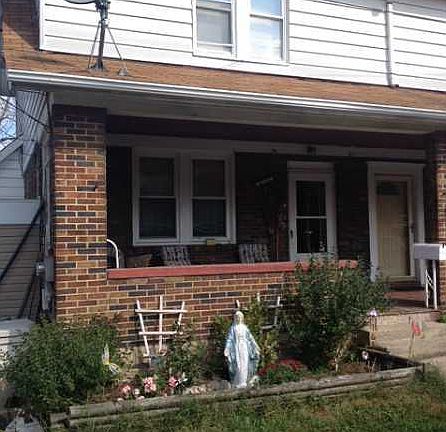 2nd image of 125 Montville St