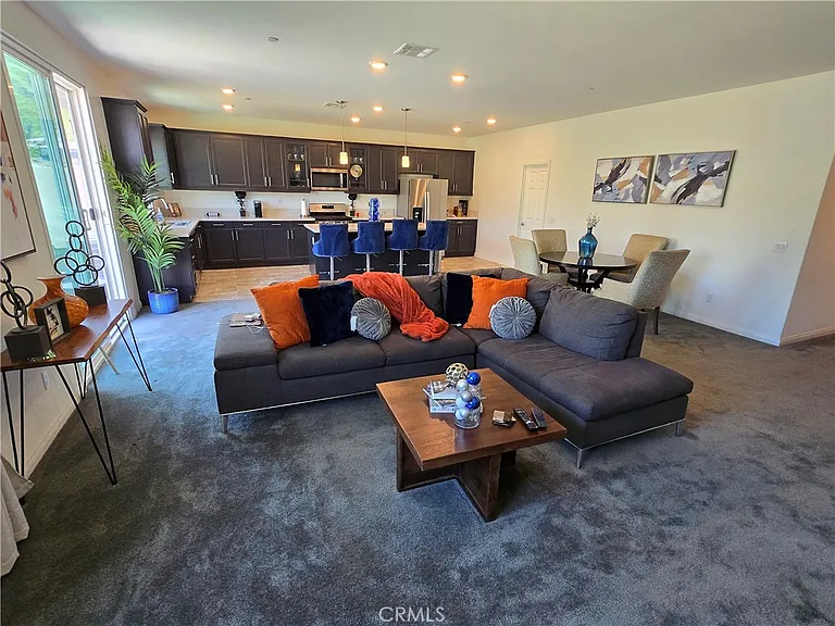 7900 Raincross Ct — Photo 18