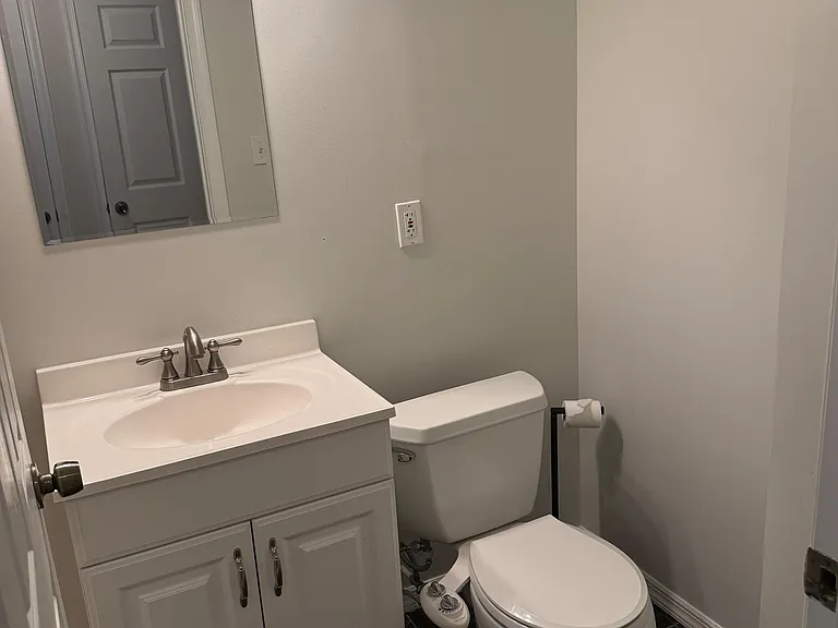 Basement Bathroom - Full