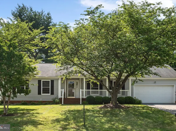 512 Lanny Dr, Winchester, VA 22601