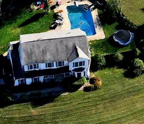 2nd image of 28 Wallflower Dr