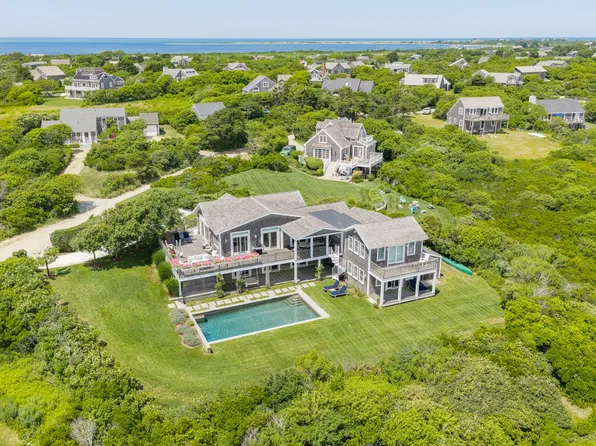 45 Starbuck Rd, Nantucket, MA 02554