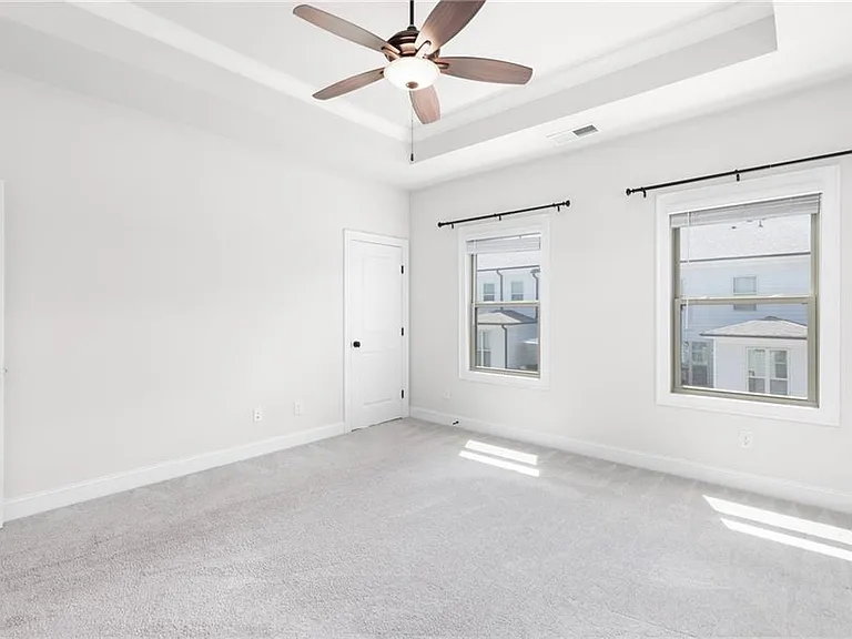 301 Marlowe Aly — Photo 29