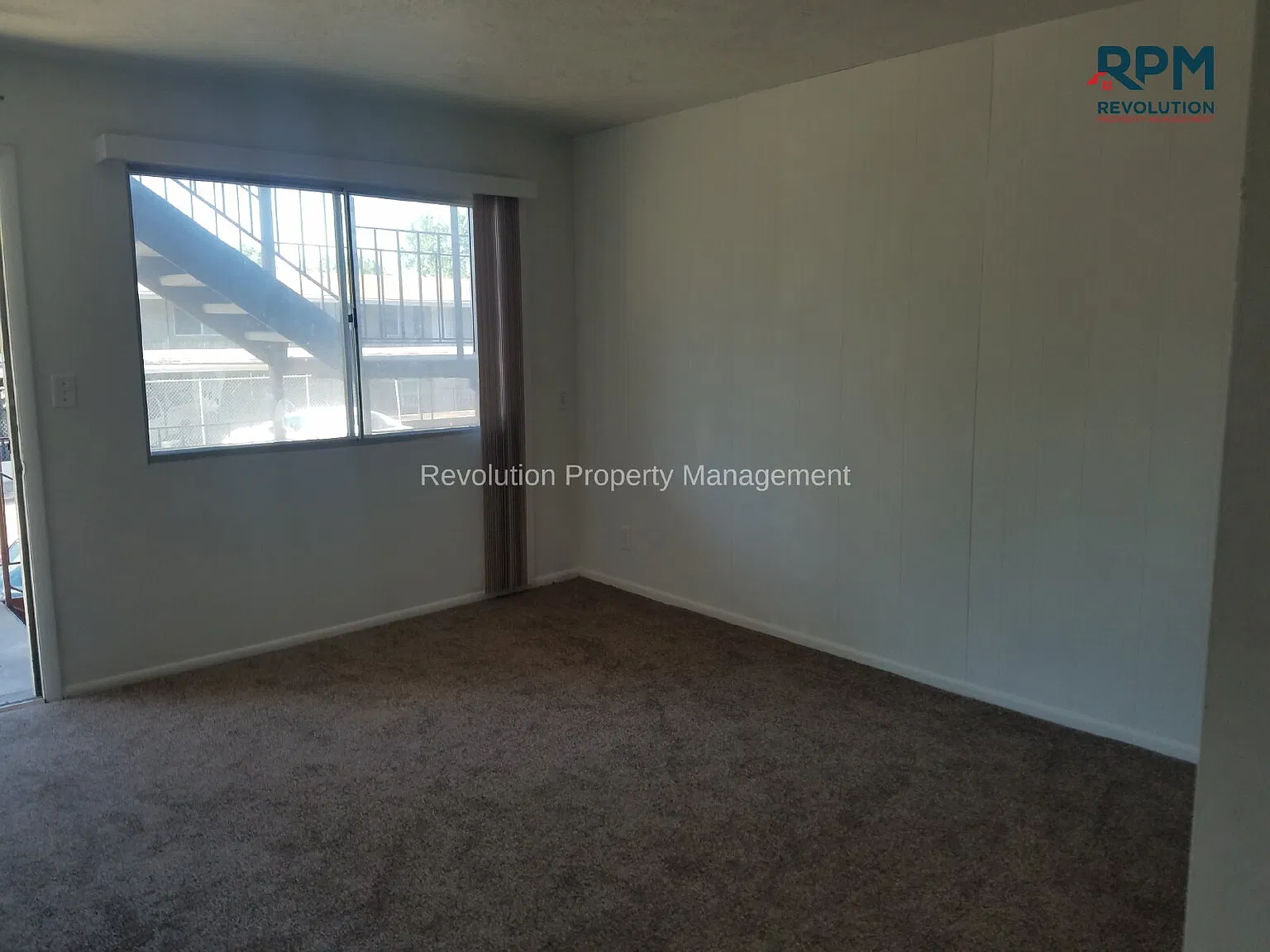 Studio, 1.0 bath, 400 sqft, $650 — Photo 2