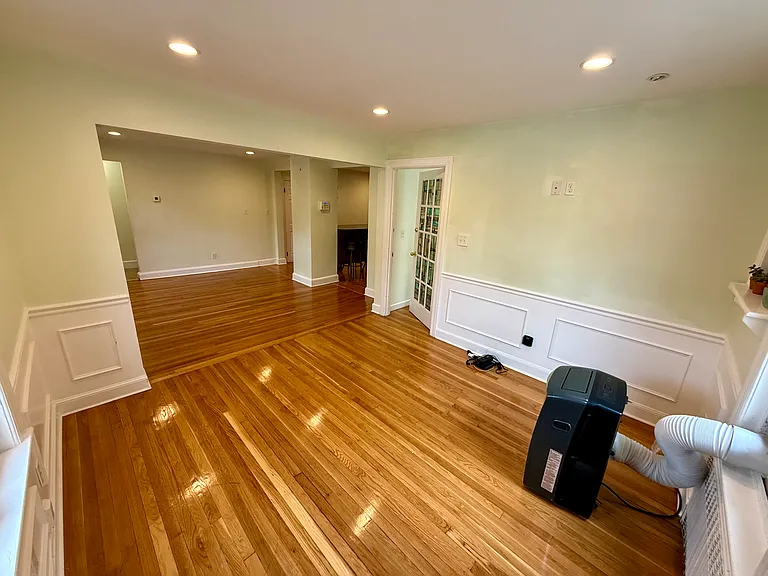 18 Pine St #1 — Photo 5