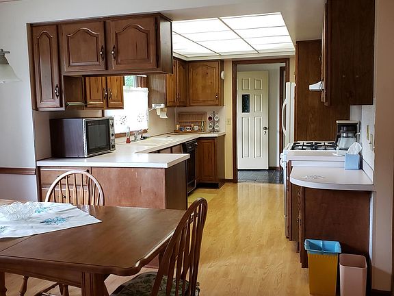 4th image of 2746 Patricia Dr