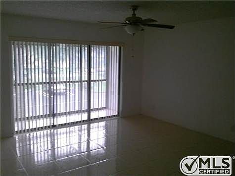 4th image of 610 Sea Pine Way APT D2