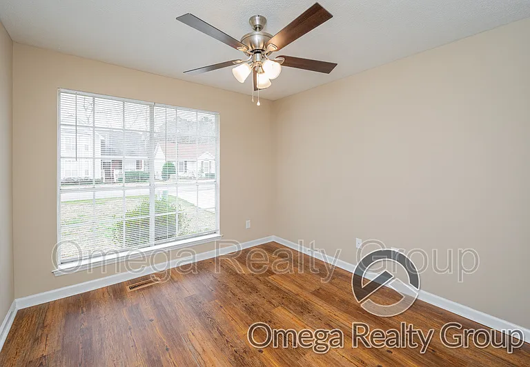 6833 Brittany Pl — Photo 28