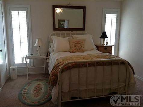 4th image of 4116 Mendenhall Dr