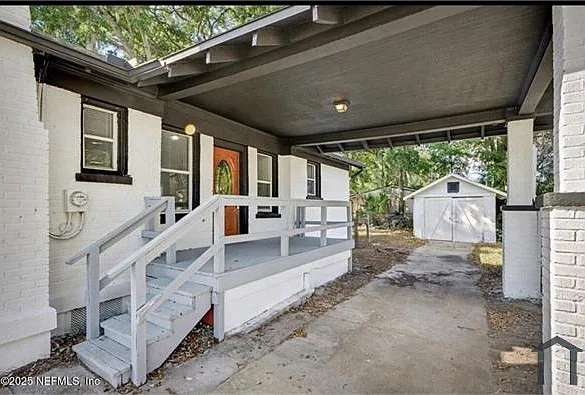 805 Lynton St — Photo 12