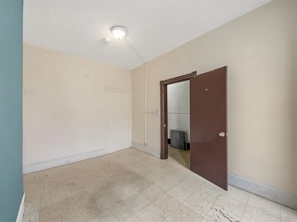 73 Virginia Avenue image 5 of 28