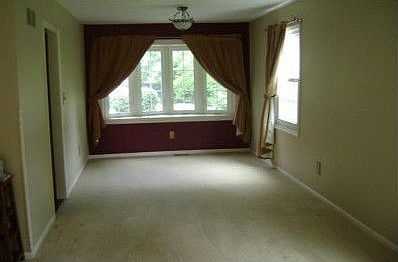 4th image of 506 Northfield Dr