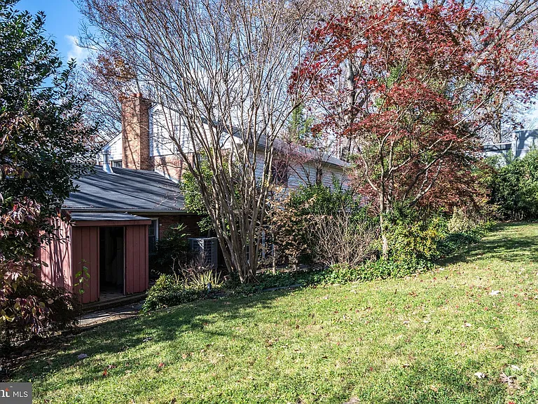 3606 Pinetree Ter — Photo 53