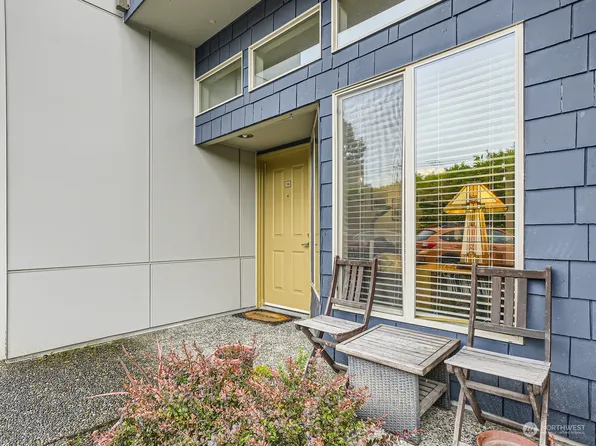 5847 NE 75th Street #A106, Seattle, WA 98115