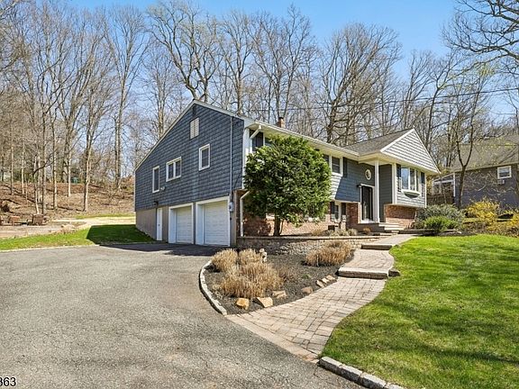 2nd image of 56 Cedar Green Ln