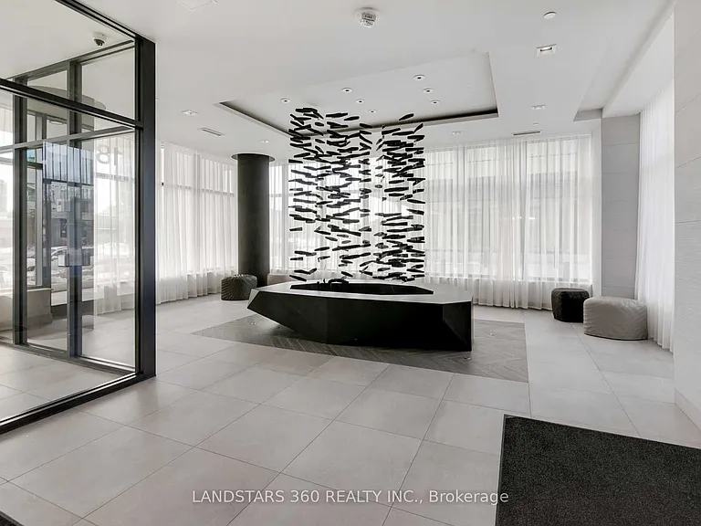 180 Fairview Mall Dr #1912 — Photo 2