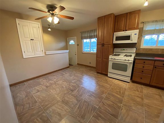 4th image of 4315 Martyridge Ct