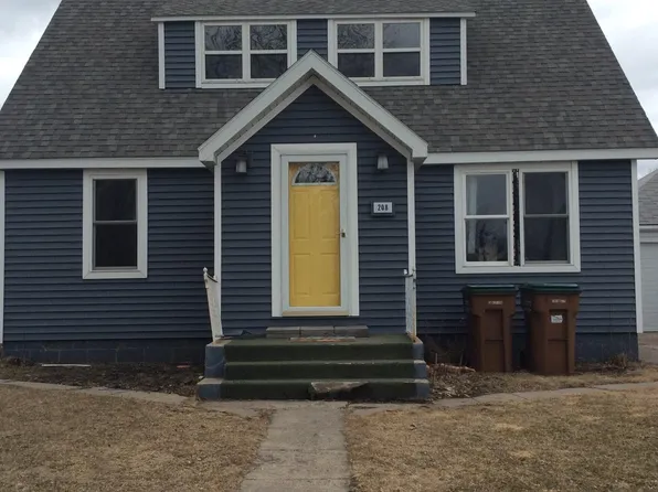 208 N 3rd St, Drayton, ND 58225