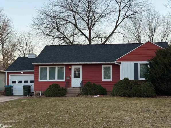 1655 Elmhurst Ave, Fort Dodge, IA 50501