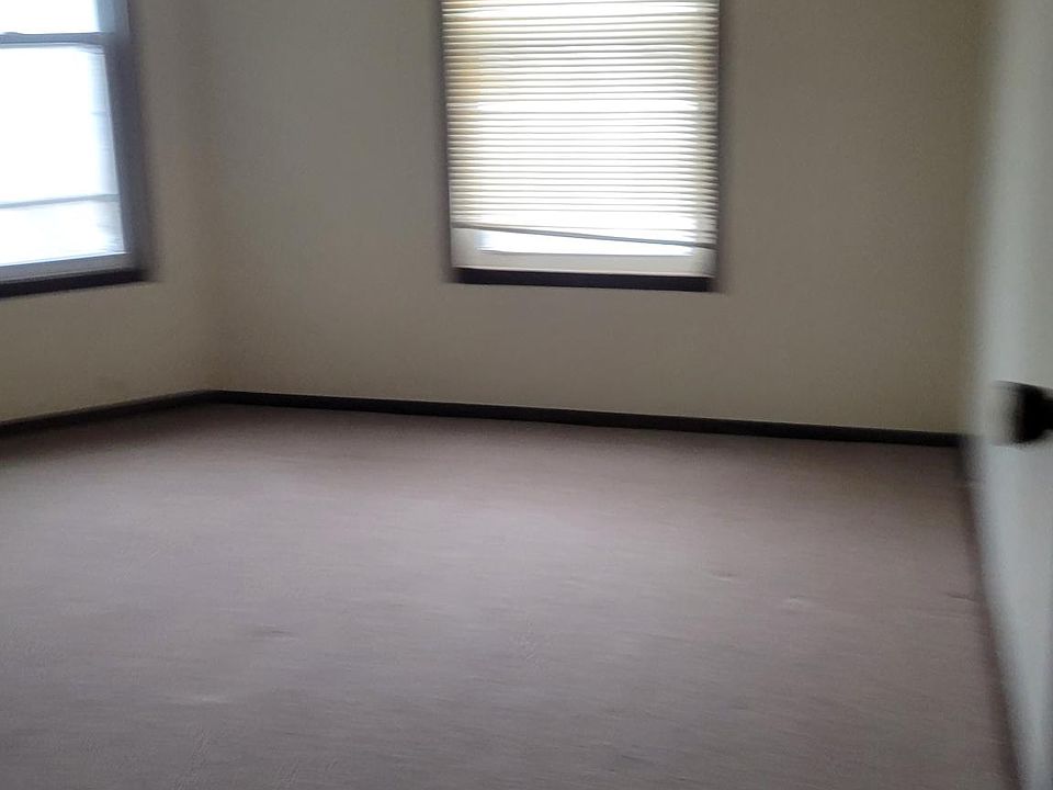 1st image of 5802 Prosser Ave #1