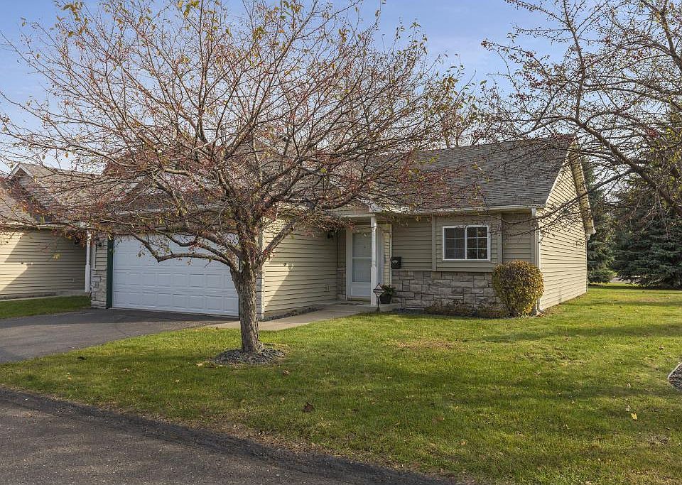 1st image of 1005 County Road D E