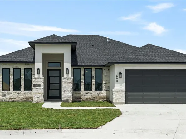 1490 Irigoyen Ct, Corpus Christi, TX 78415