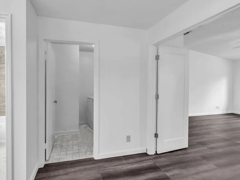 6813 Via Regina — Photo 12