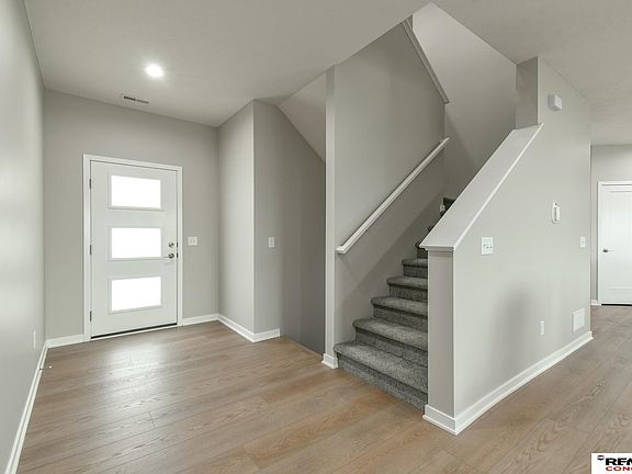 3rd image of 10850 Legends Ln