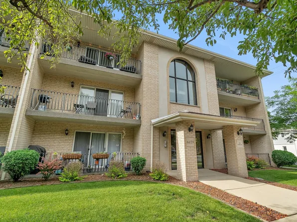 6659 W 64th Pl APT 206, Chicago, IL 60638