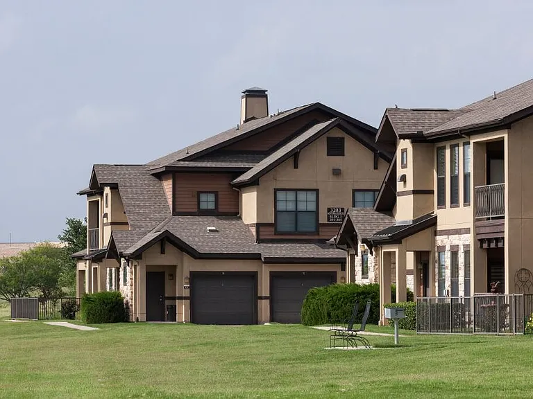 Monterra Village — Photo 15