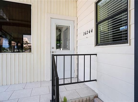 4th image of 26244 Queen Mary Ln