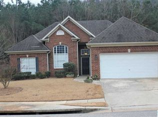 2400 Forest Lakes Ln, Sterrett, AL 35147