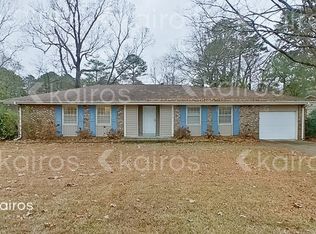 2319 Applewood Dr, Birmingham, AL 35215