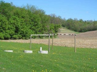 N18234 Galewski Rd, Trempealeau, WI 54661