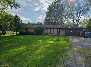 831 State Route 7 NE, Brookfield, OH 44403