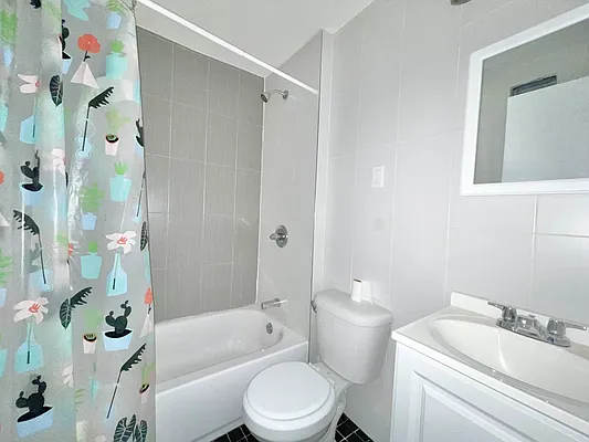 Rented by Doorway NYC, LLC | media 17