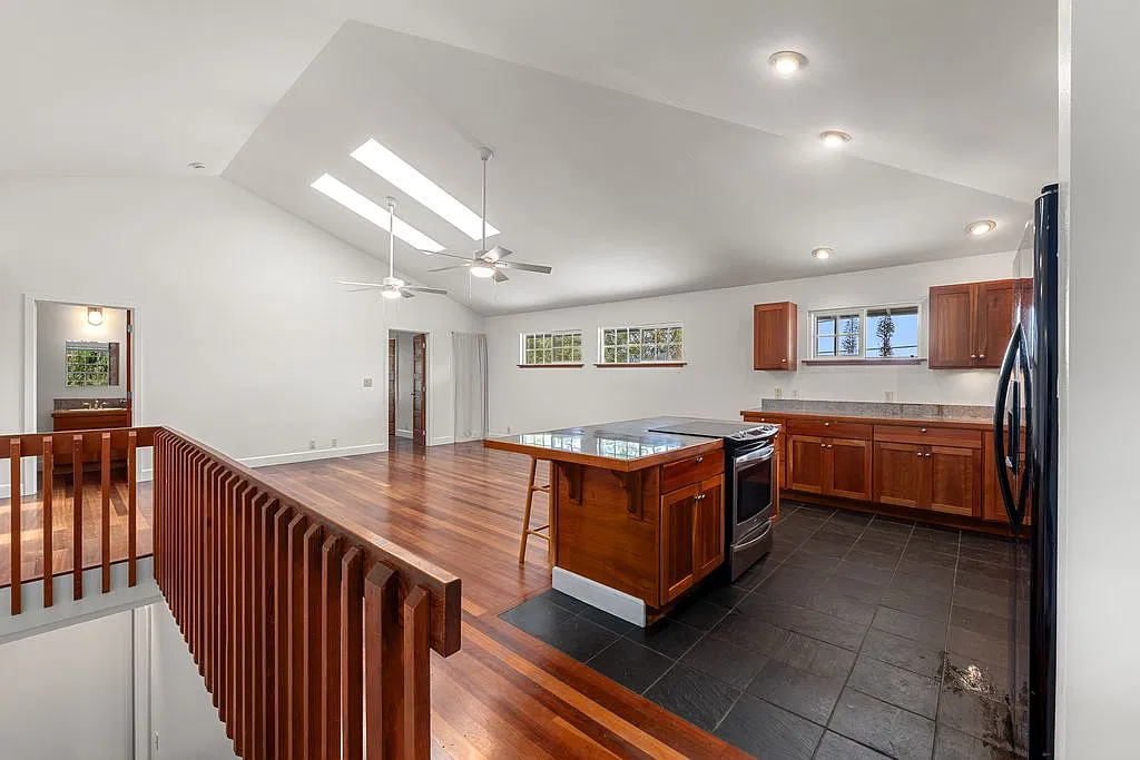 60 Puu Koa Pl — Photo 3
